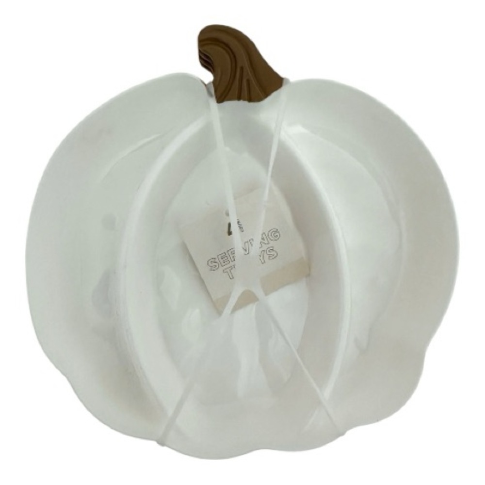 NWT Pumpkin Shaped White Serving Trays Set of 4 Fall Halloween Thanksgiving